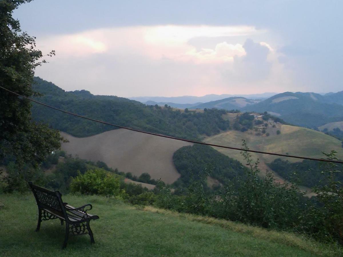 Bed and Breakfast Girfalco Country House Urbino Exterior foto